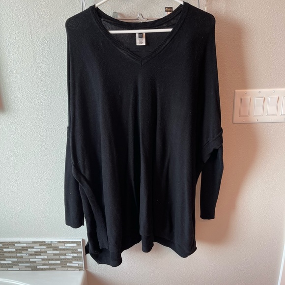 3/$20 Black Sweater Tunic - Picture 2 of 3